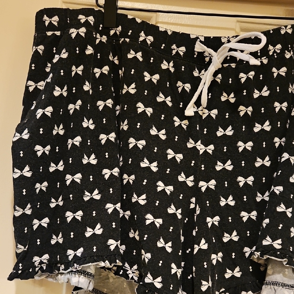 Cacique Black and White Bow Print Pajama Shorts - Picture 2 of 7